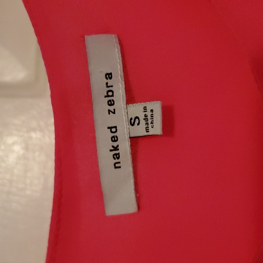 Hot pink flowy tank top from Naked Zebra, Size SMALL - Picture 2 of 4
